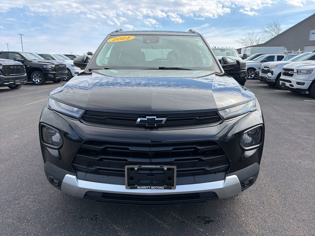 Used 2021 Chevrolet TrailBlazer LT w/ Convenience Package AWD/4WD image 8