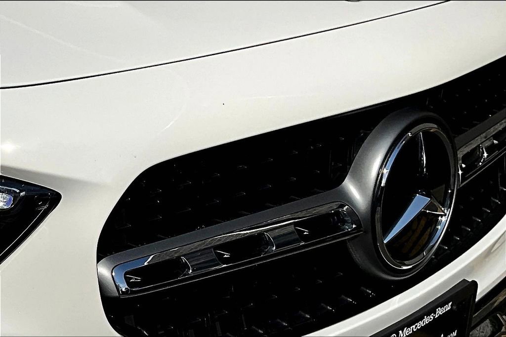 Used 2025 Mercedes-Benz GLA 250 4MATIC image 30