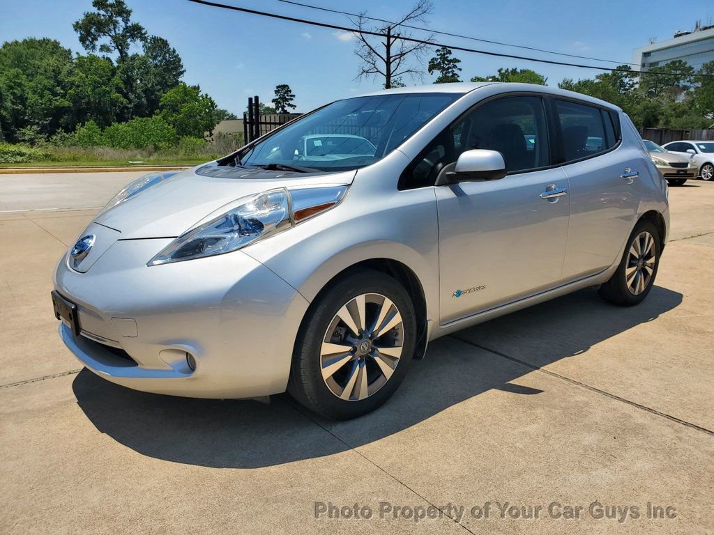 Used 2016 Nissan Leaf SL w/ Premium Package FWD image 1