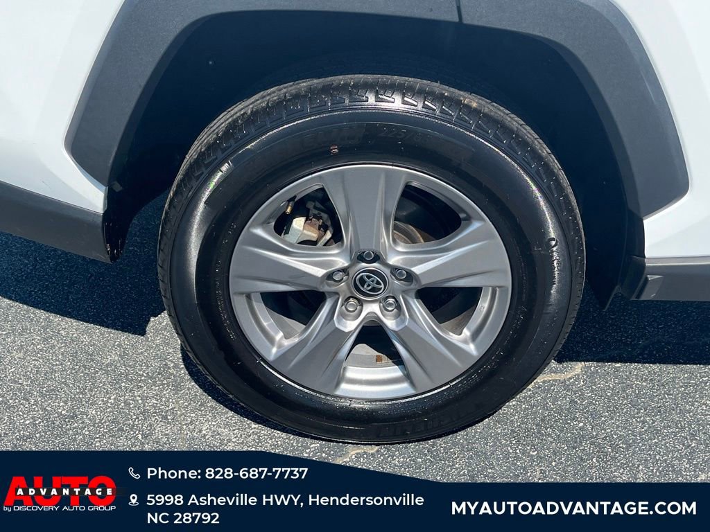 Used 2024 Toyota RAV4 XLE w/ Convenience Package image 29