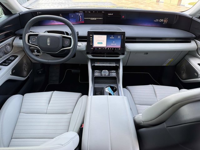 New 2026 Lincoln Nautilus Reserve AWD/4WD image 22