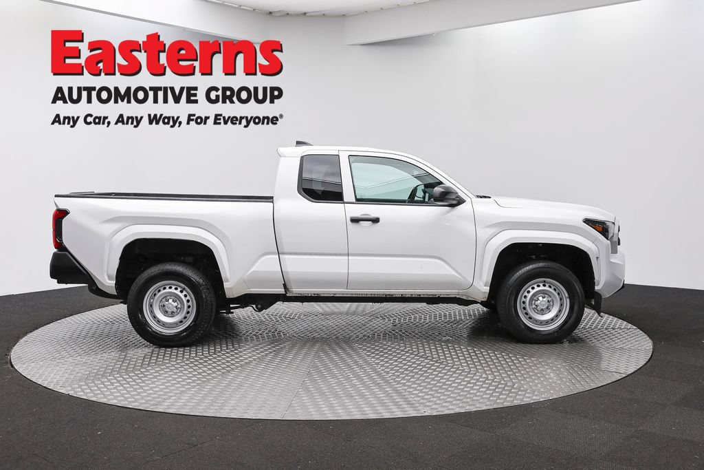 Used 2024 Toyota Tacoma SR RWD image 4