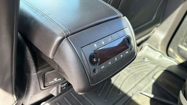 Used 2016 GMC Acadia SLT w/ Open Road Package AWD/4WD image 25