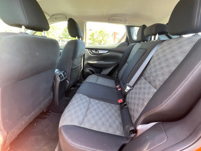 Used 2017 Nissan Rogue Sport SV w/ SV All-Weather Package FWD image 27