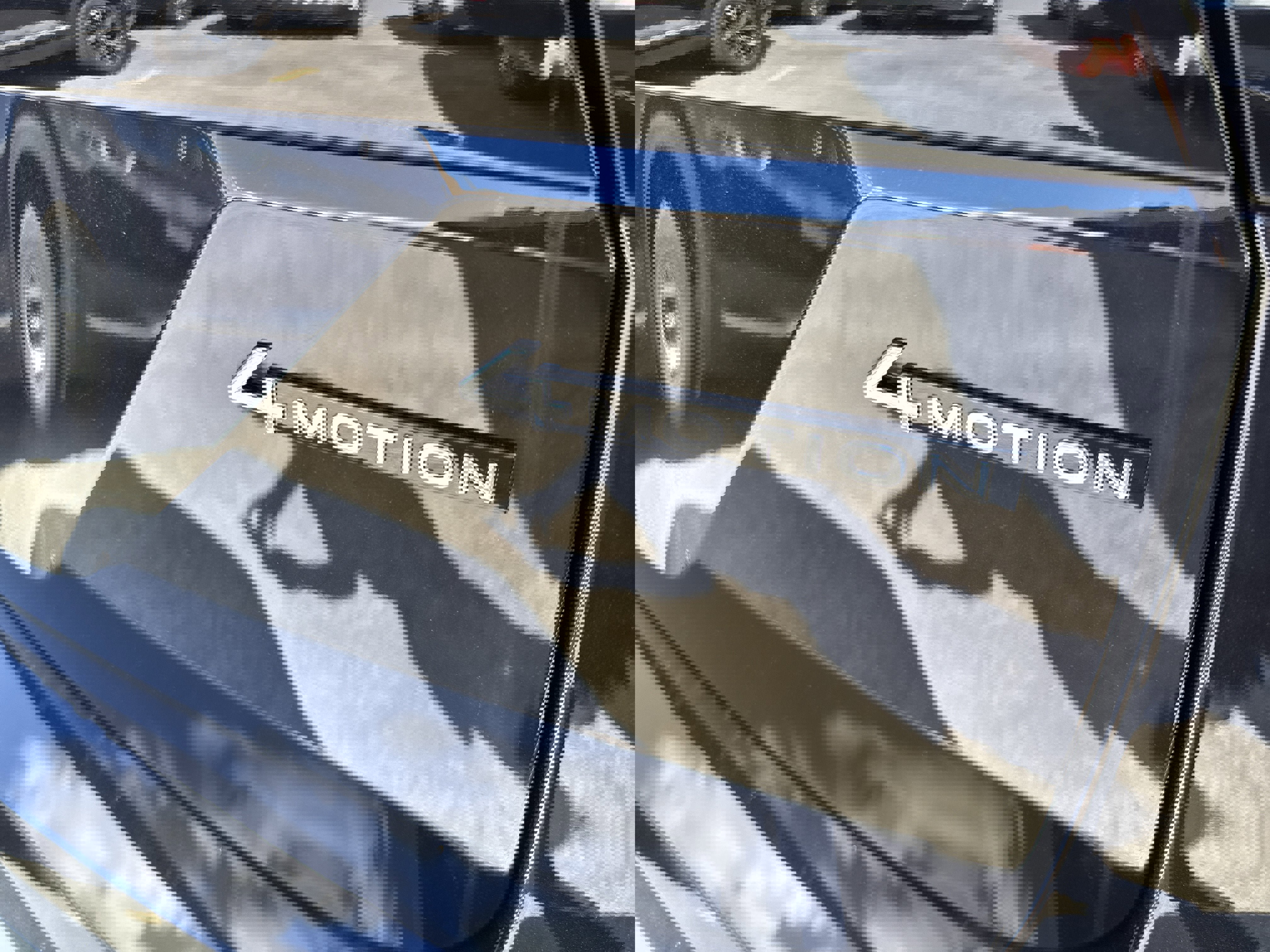 New 2026 Volkswagen Atlas Peak Edition image 7