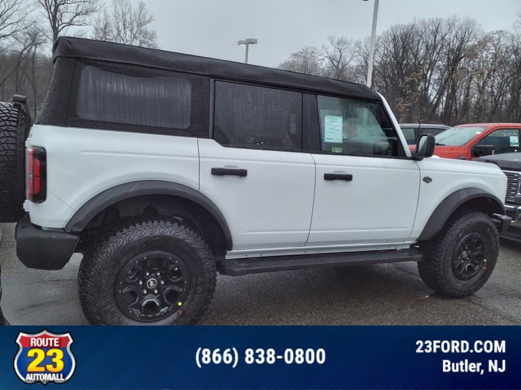 New 2023 Ford Bronco Wildtrak AWD/4WD image 4