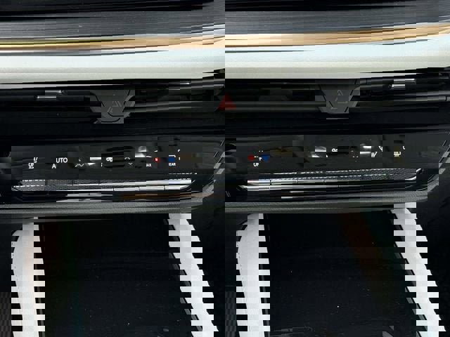 New 2026 Buick Envision Avenir image 17