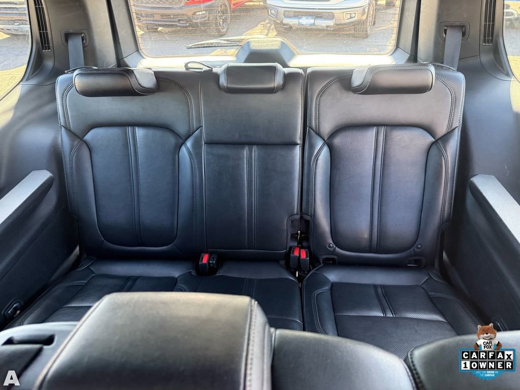 Certified 2024 Jeep Wagoneer Series II w/ Flexible Seating Group RWD image 27