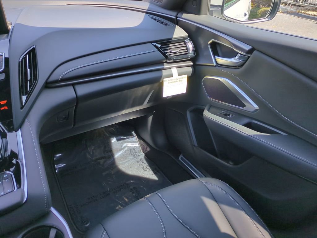 Certified 2026 Acura RDX SH-AWD image 17