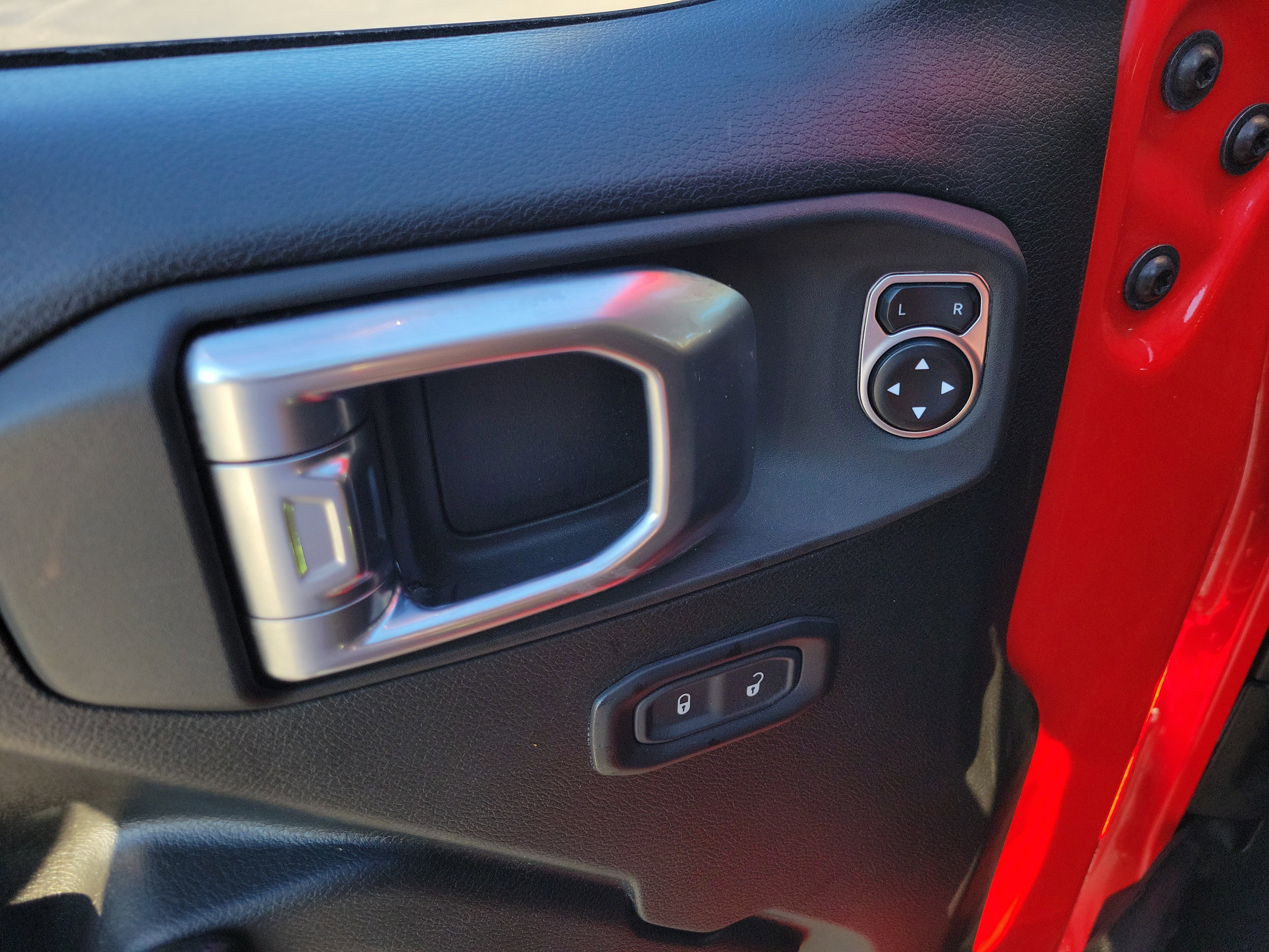 Used 2024 Jeep Wrangler Sport S image 18