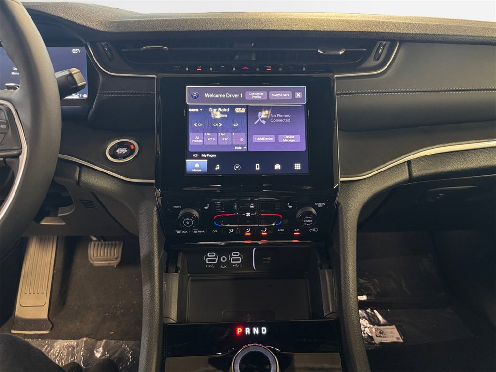 New 2025 Jeep Grand Cherokee 4WD image 22