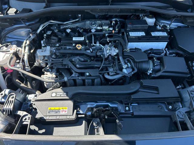 Certified 2025 Toyota Corolla Cross LE w/ Moonroof Package AWD/4WD image 25
