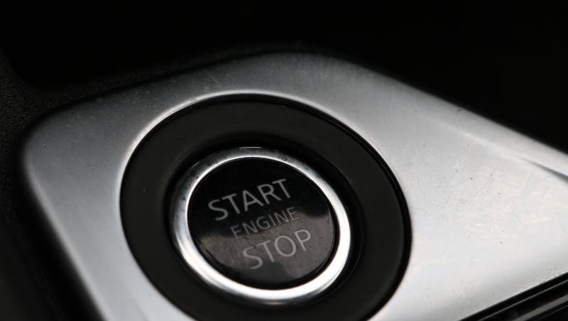 Used 2021 Nissan Sentra SR w/ SR Premium Package image 14