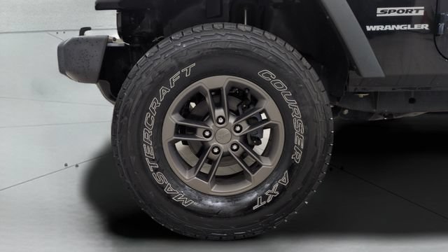 Used 2017 Jeep Wrangler Sport w/ Quick Order Package 24S AWD/4WD image 23