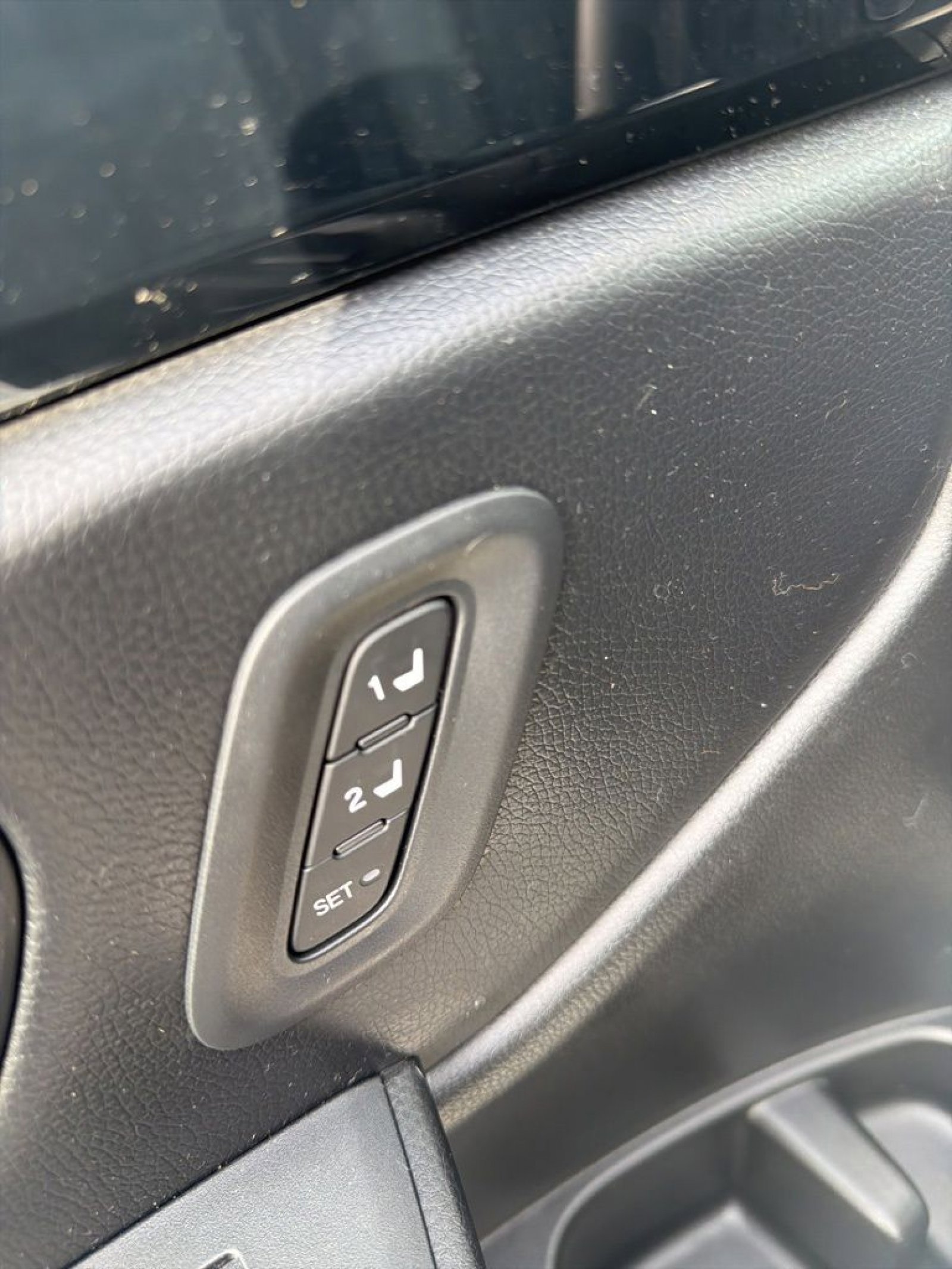 Certified 2025 Honda Pilot EX-L image 12