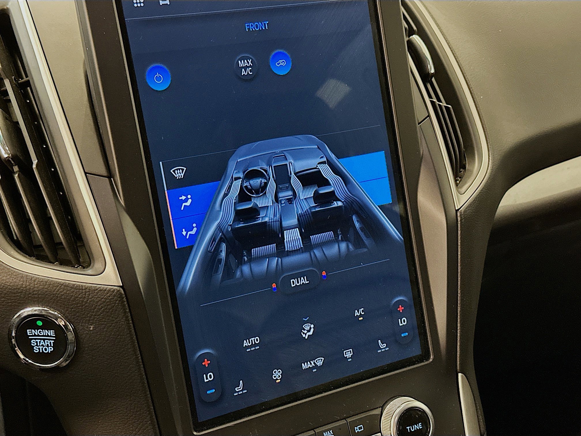 Used 2024 Ford Edge SEL image 23