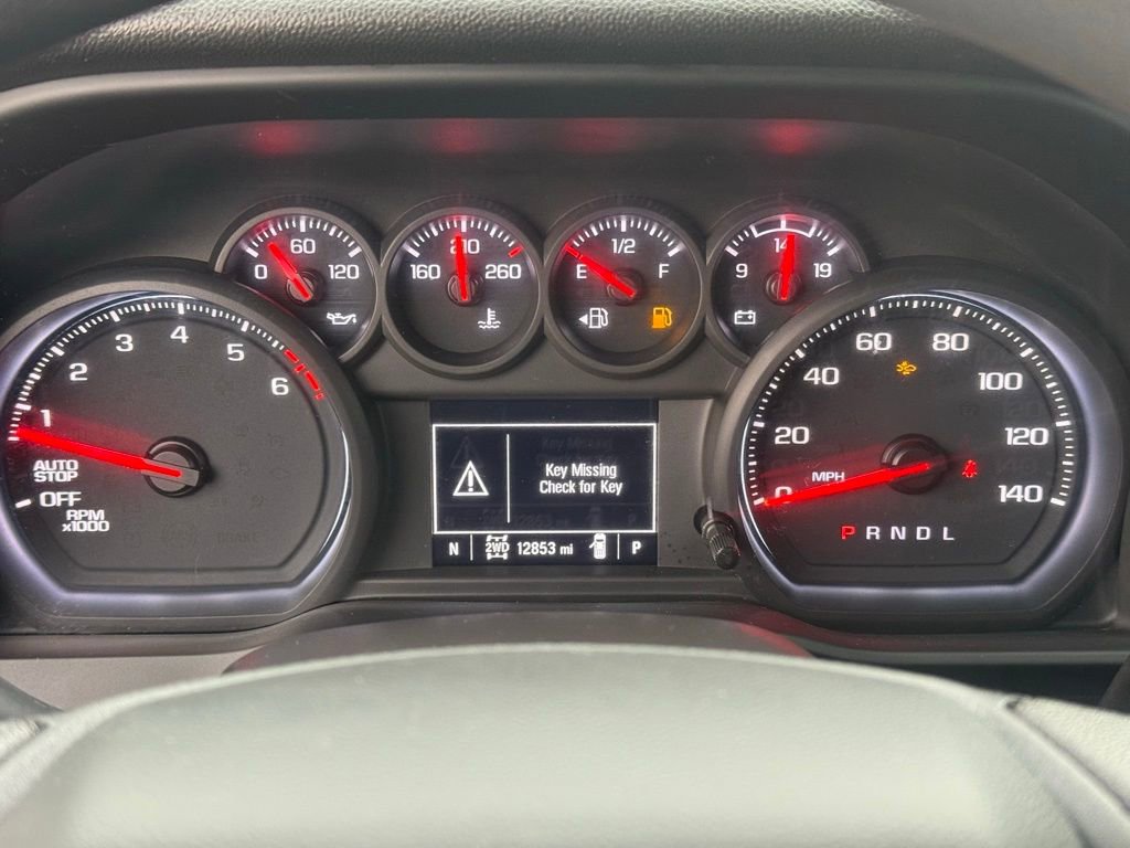 Used 2023 Chevrolet Silverado 1500 Custom image 17