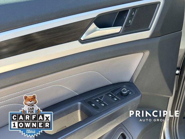 Certified 2021 Volkswagen Atlas SE image 12