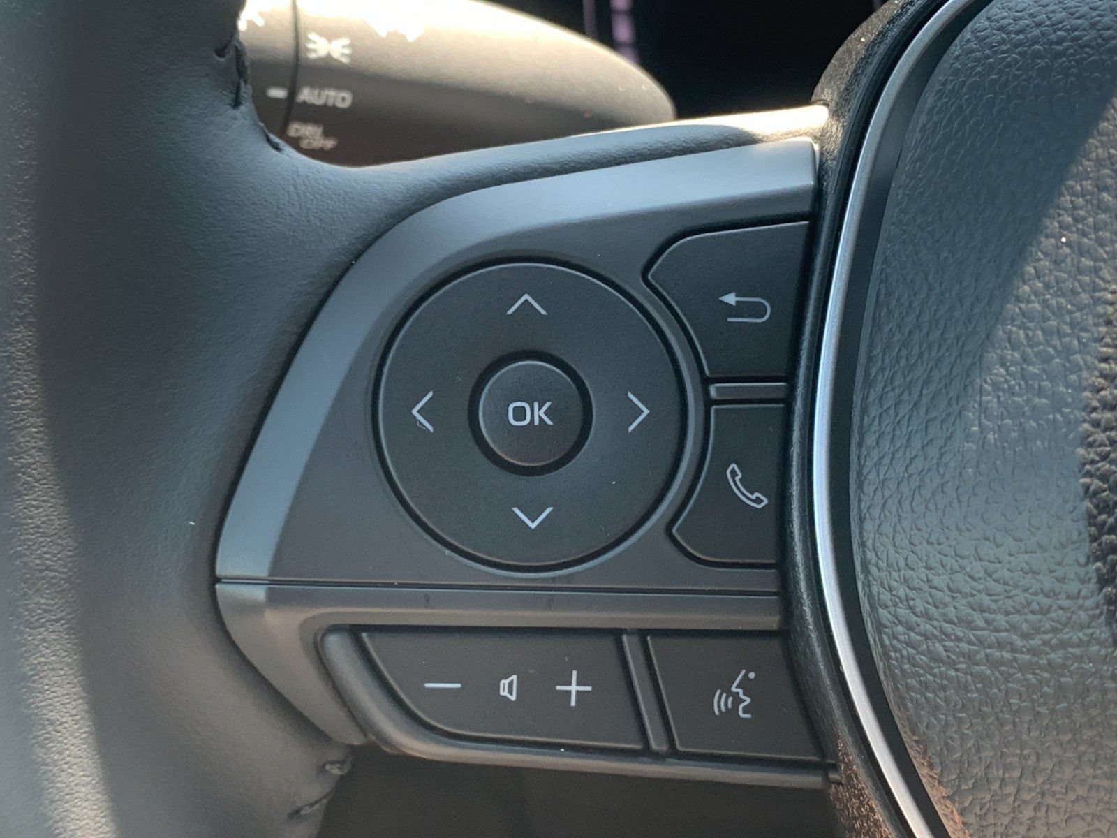 New 2026 Toyota Corolla SE FWD image 26