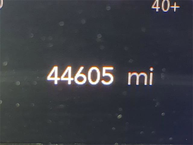 Certified 2024 Chrysler Pacifica Limited image 37