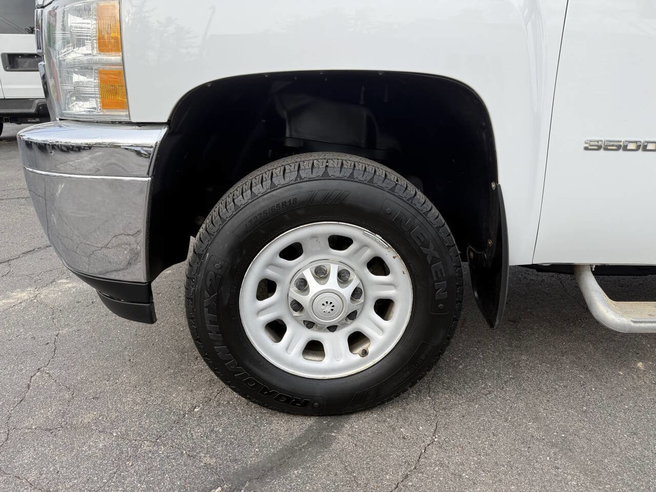 Used 2013 Chevrolet Silverado 3500 W/T image 12