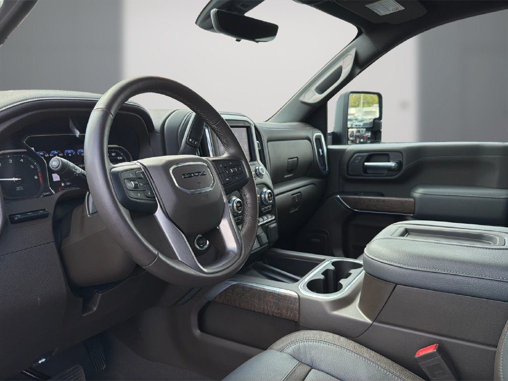 Certified 2022 GMC Sierra 2500 Denali w/ Denali Ultimate Package AWD/4WD image 15