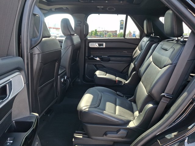 Used 2022 Ford Explorer ST w/ Equipment Group 401A AWD/4WD image 10