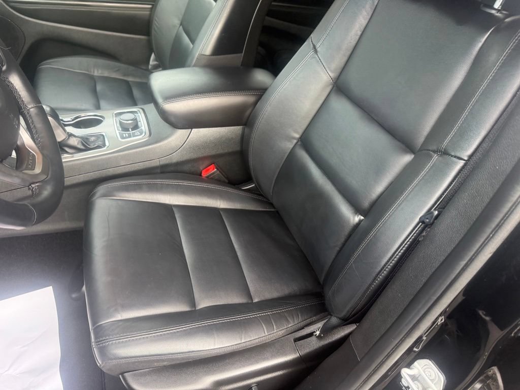 Used 2022 Jeep Grand Cherokee Limited AWD/4WD image 14