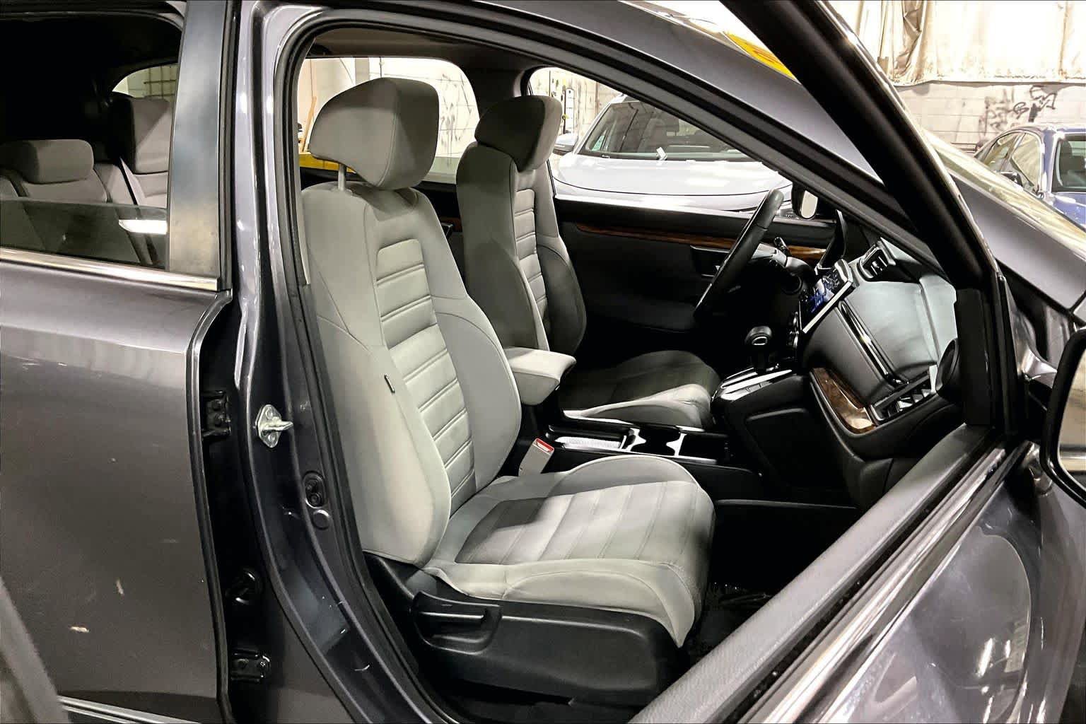 Used 2018 Honda CR-V EX image 9