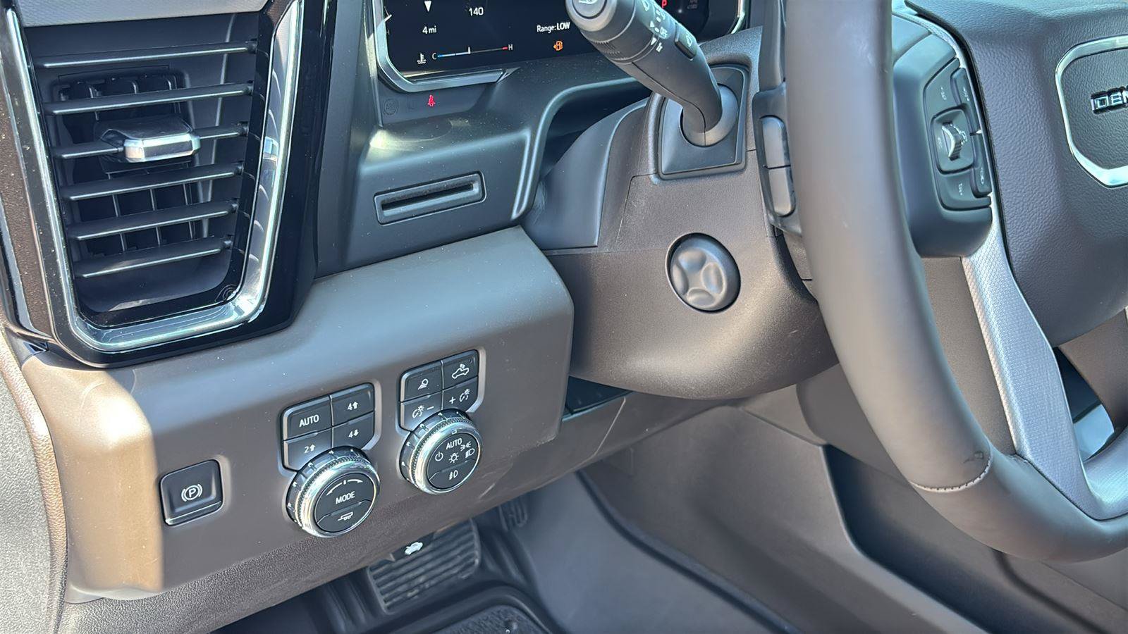 New 2026 GMC Sierra 1500 Denali AWD/4WD image 26