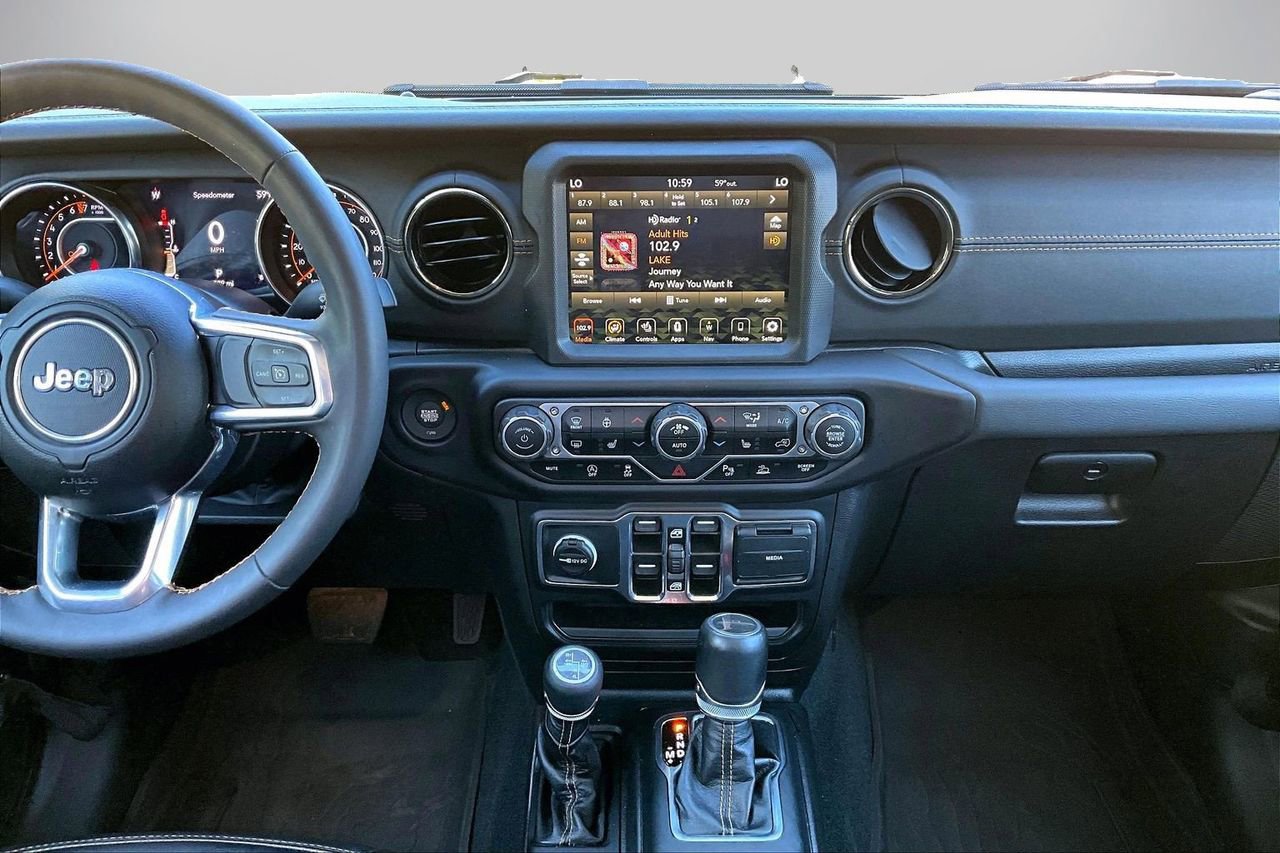 Certified 2023 Jeep Gladiator Overland AWD/4WD image 12