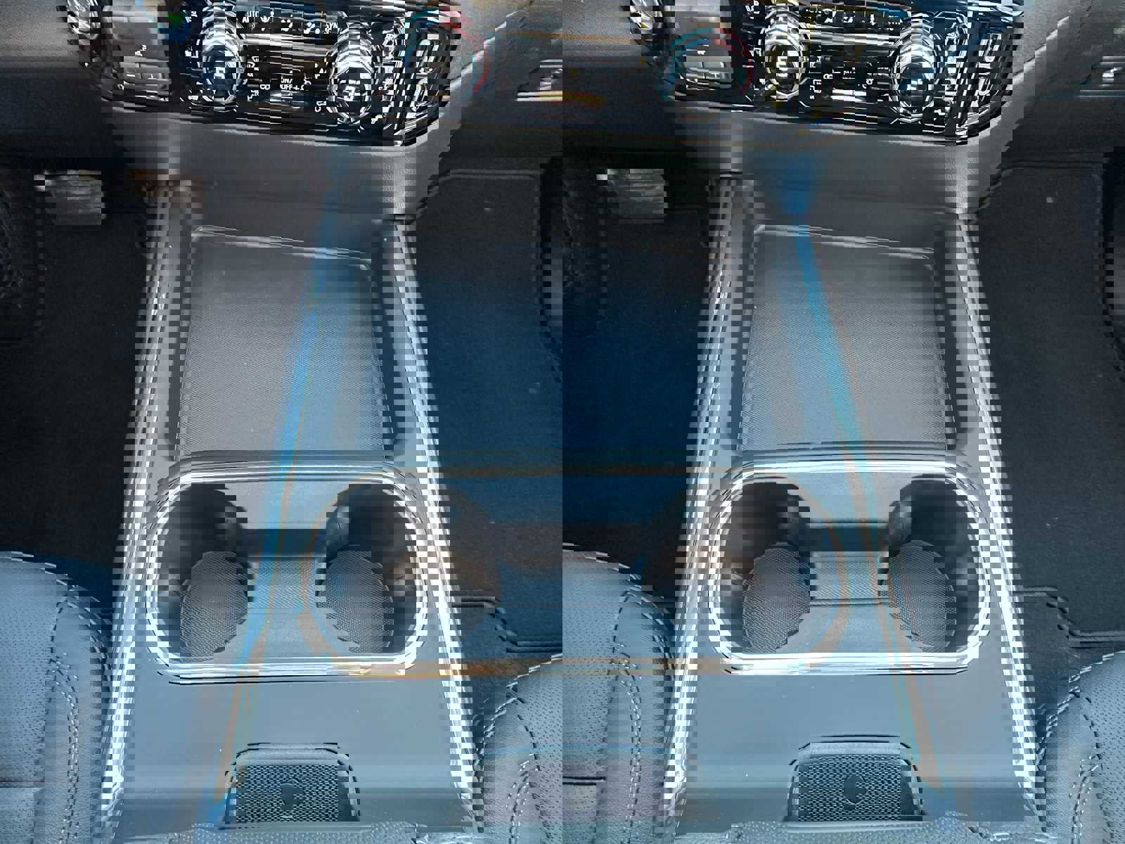 New 2026 GMC Sierra 2500 SLT w/ SLT Convenience Package image 30