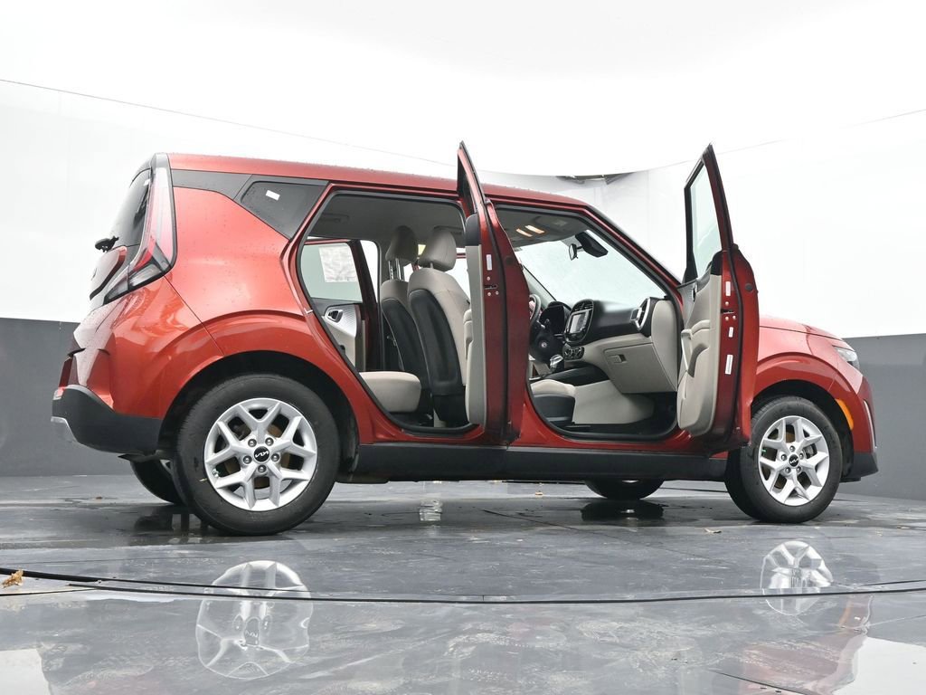 Used 2025 Kia Soul LX w/ LX Technology Package image 77