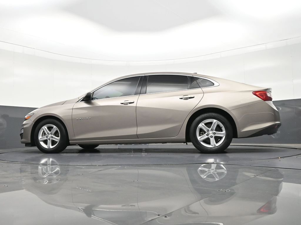 Used 2022 Chevrolet Malibu LS FWD image 29