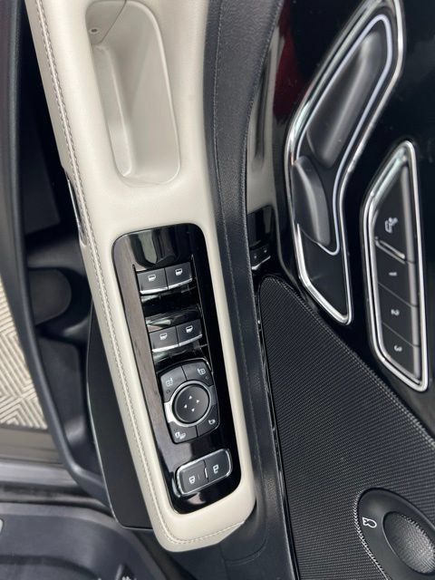 Certified 2025 Lincoln Aviator Reserve w/ Illumination Package AWD/4WD image 13