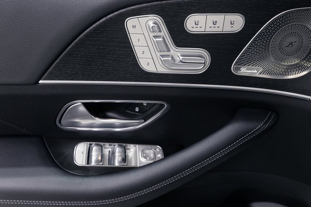 Used 2026 Mercedes-Benz GLS 450 4MATIC image 6