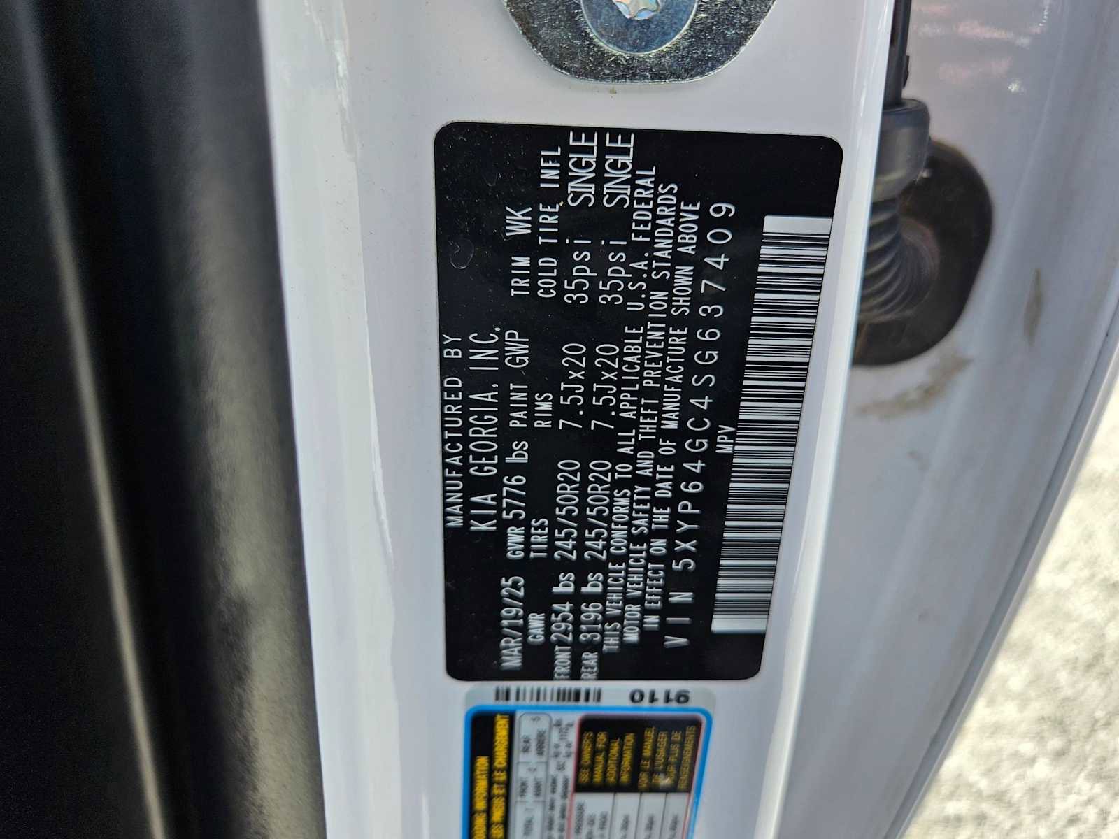 Used 2025 Kia Telluride S image 28