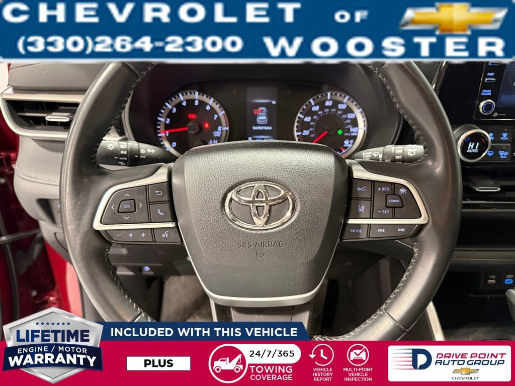 Used 2022 Toyota Highlander LE image 11