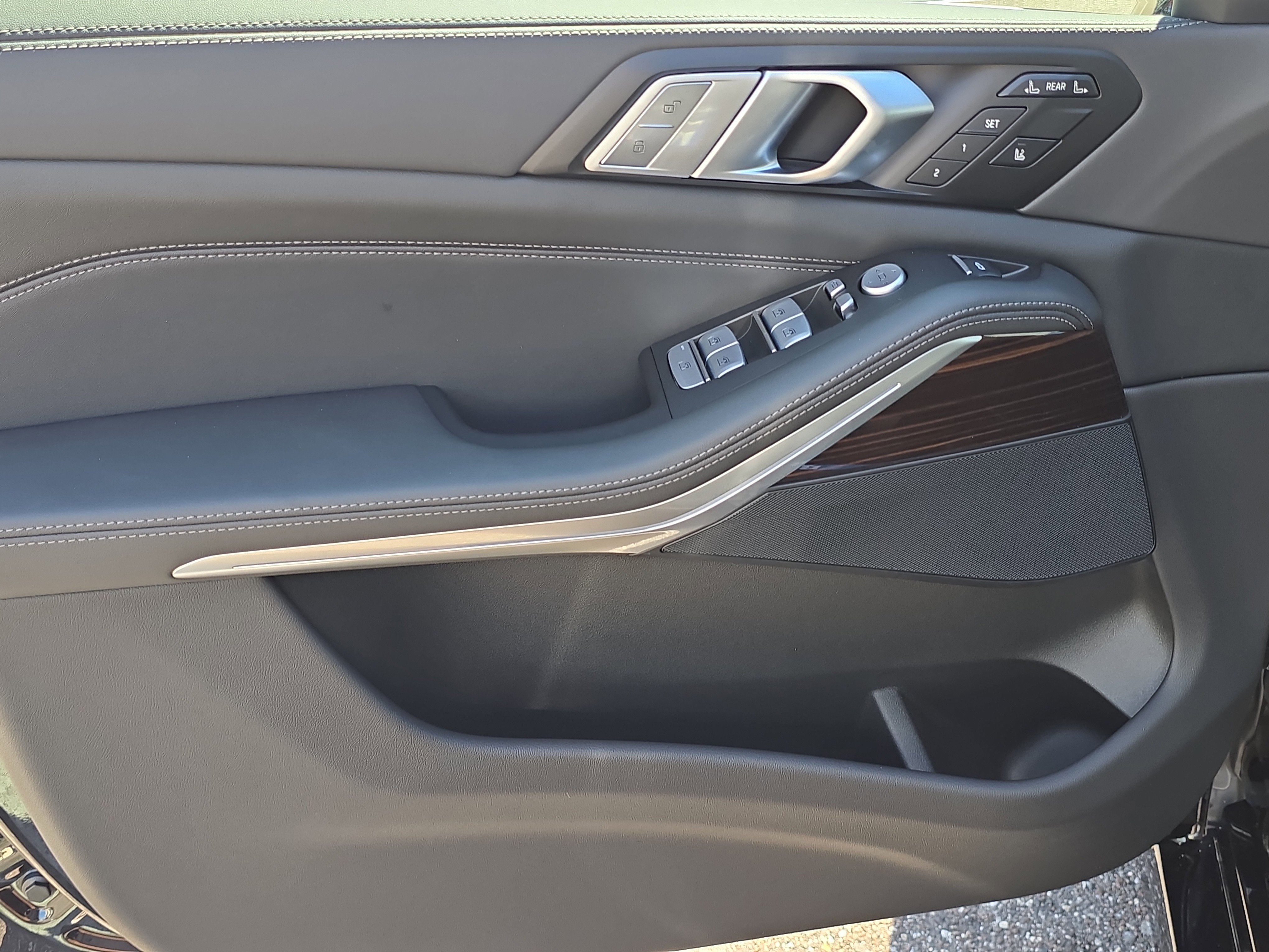 New 2026 BMW X7 xDrive40i image 19