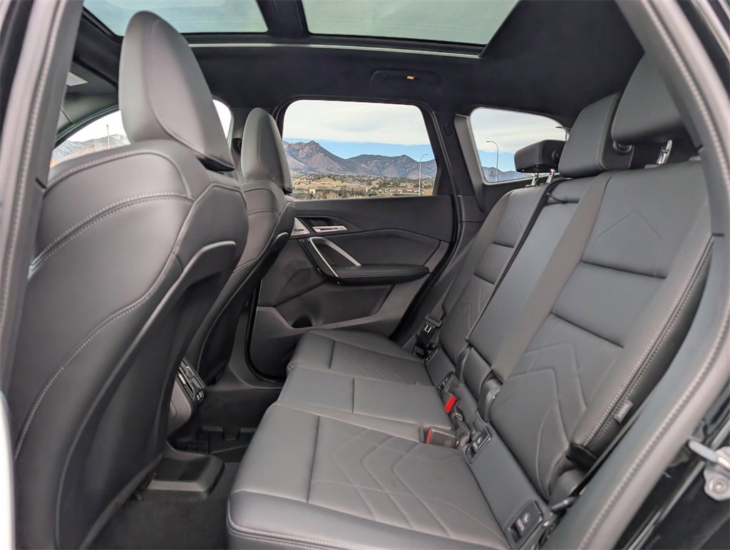 Certified 2025 BMW X1 xDrive28i w/ Technology Package image 17