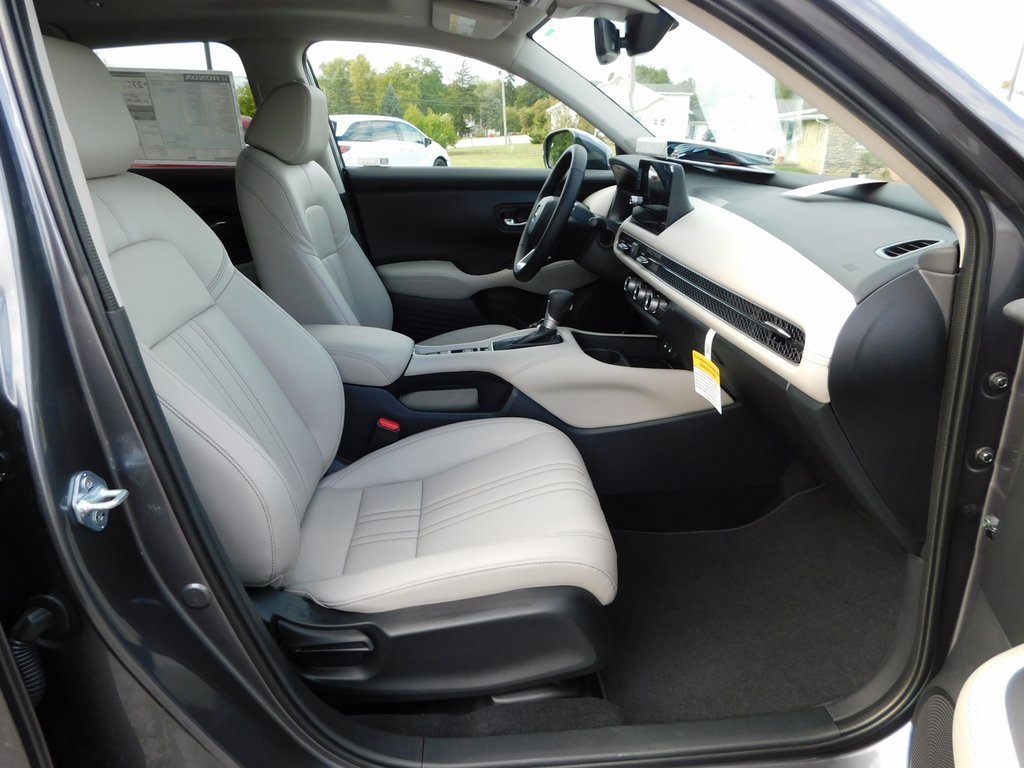 New 2026 Honda HR-V EX-L image 18