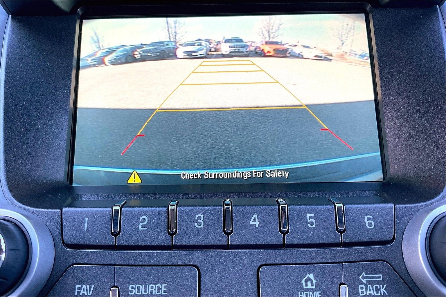 Used 2017 Chevrolet Equinox LT w/ Driver Confidence Package II image 13