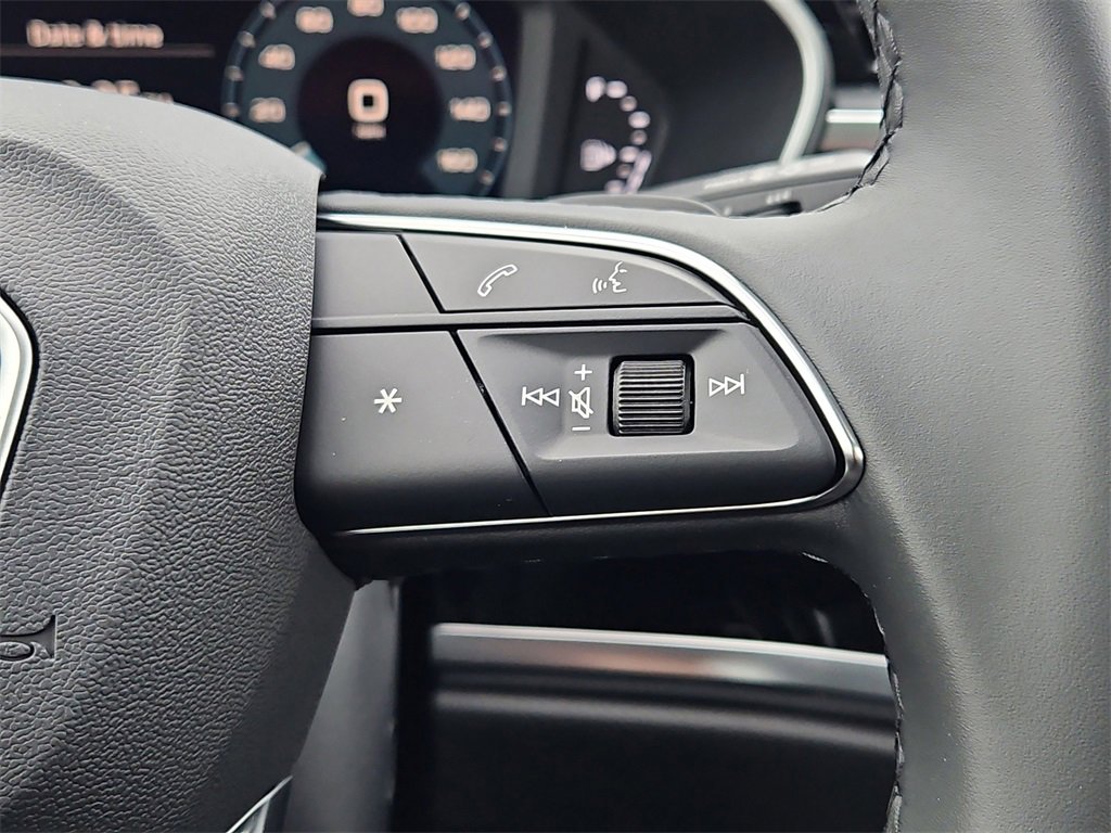 New 2025 Audi Q3 2.0T Premium image 18