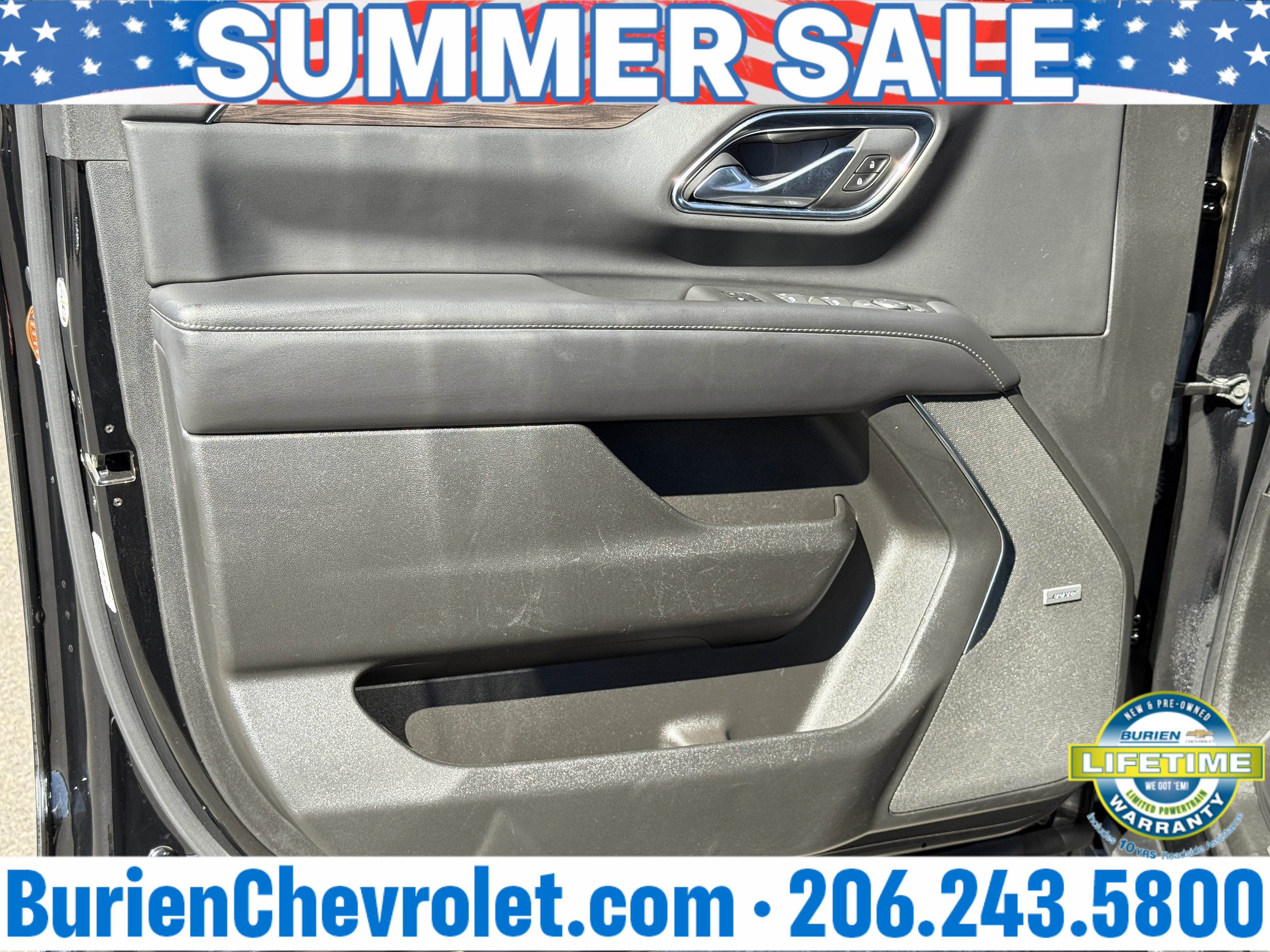 Used 2022 Chevrolet Suburban Z71 AWD/4WD image 9