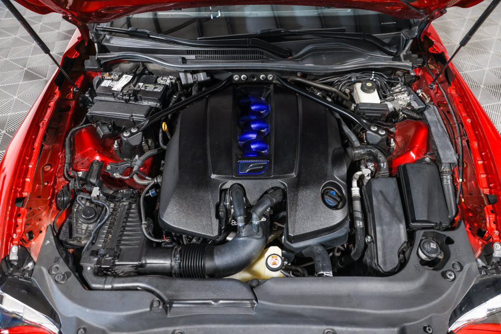 Used 2015 Lexus RC F w/ Premium Package RWD image 35