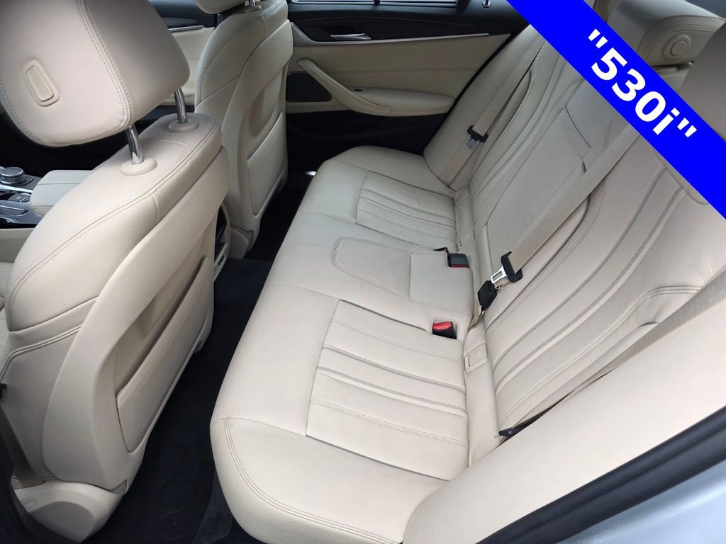 Used 2020 BMW 530i w/ Premium Package image 14