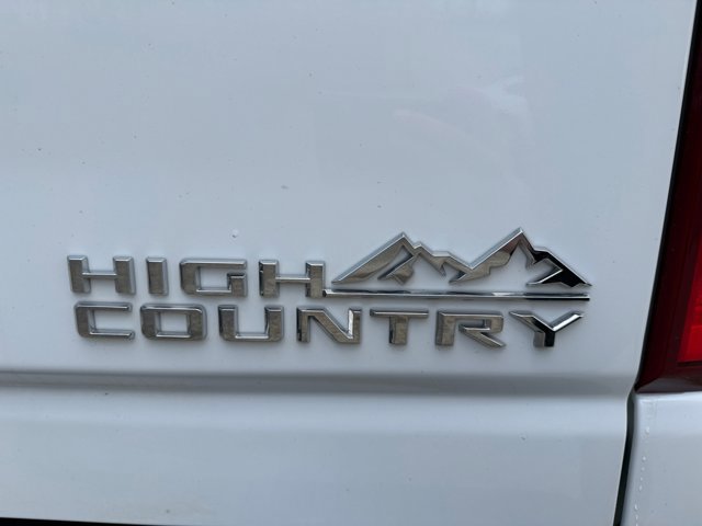 Used 2022 Chevrolet Silverado 2500 High Country w/ Z71 Off-Road Package image 28