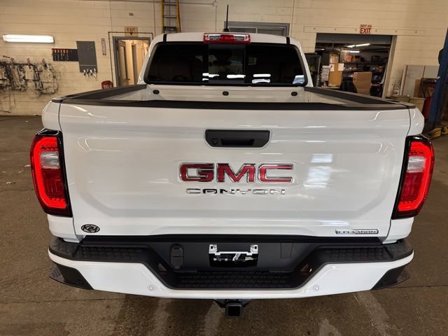 New 2026 GMC Canyon Elevation image 5