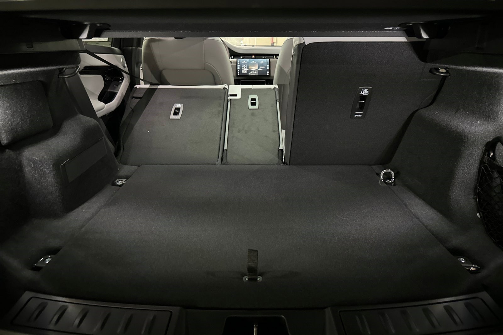 New 2026 Land Rover Range Rover Evoque S image 28