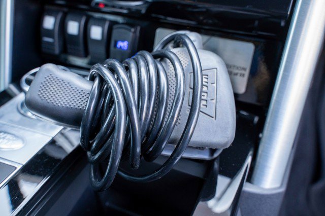 Used 2020 Land Rover Discovery HSE image 46